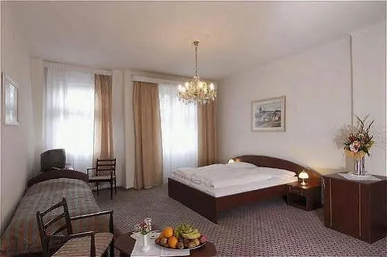 Esplanade Carlsbad Hotel
