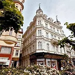 Esplanade Carlsbad Karlovy Vary