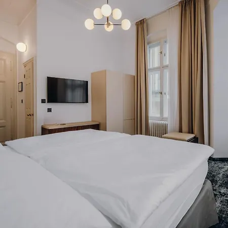 Esplanade Carlsbad Отель 4*