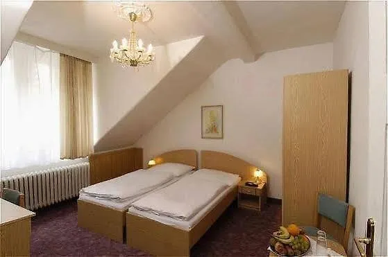 Esplanade Carlsbad מלון 4*
