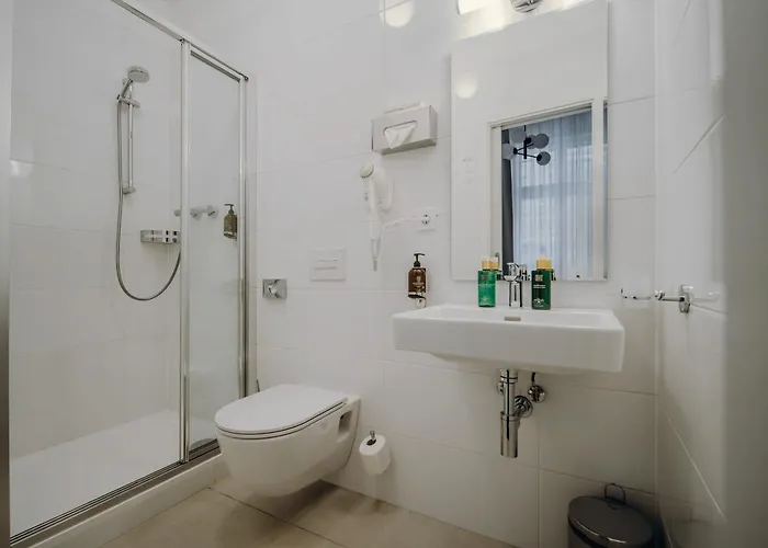 Esplanade Carlsbad 4*