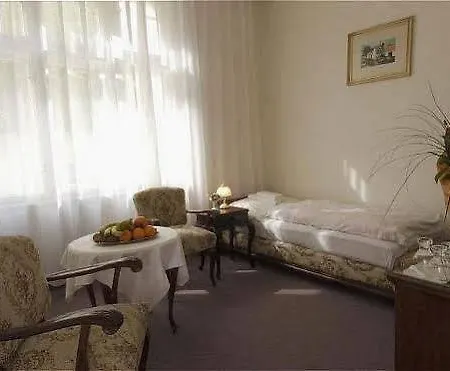 Esplanade Carlsbad Hotel 4*